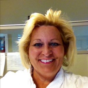 Meet your Posher, Connie